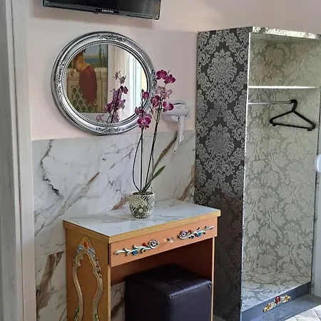Nopi-zoi 2* مدينة سكياثوس