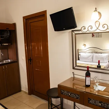 Nopi-zoi Πανσιόν 4*