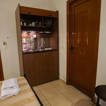 Nopi-zoi Gasthof Skiathos-Stadt