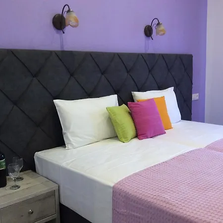 Nopi-zoi Πανσιόν 4*