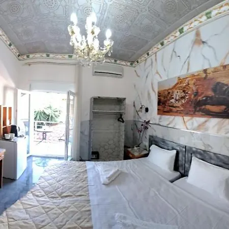 Nopi-zoi Pensión 4*